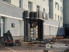 Росіяни атакували будівлю Головного управління Нацполіції у Житомирі