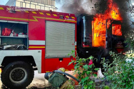 Росіяни повторно атакували рятувальників під час гасіння пожежі на Нікопольщині