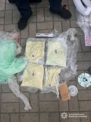 У Дніпрі правоохоронці вилучили у чоловіка психотропи на суму близько 3 мільйонів гривень