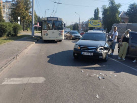 У Кривому Розі біля автовокзалу сталася ДТП