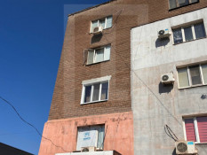 У Кривому Розі після нічної атаки працює Штаб допомоги: мешканцям видають будматеріали