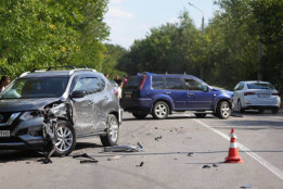 У Кривому Розі поблизу Макулана сталася ДТП — постраждала 14-річна дівчинка