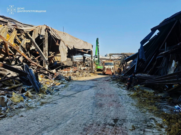 Зруйнована "Сонячна галерея" у Кривому Розі - фото ДСНС Дніпропетровщини