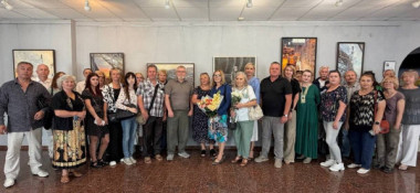 У міському виставковому залі відкрилася персональна виставка робіт відомої української художниці родом з Кривого Рогу Валентини Сафіної