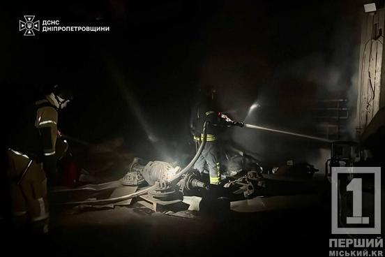 Загиблий, 13 поранених і понівечені будинки: вночі росіяни вдарили ракетами та дронами по Кривому Рогу