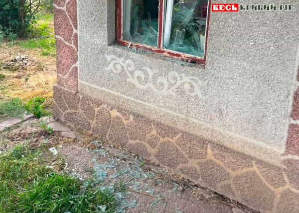 Пошкоджень від обстрілу зазнав будинок в Криворізькому районі