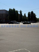 Зіткнення автомобілів на перехресті в місті: постраждалі госпіталізовані