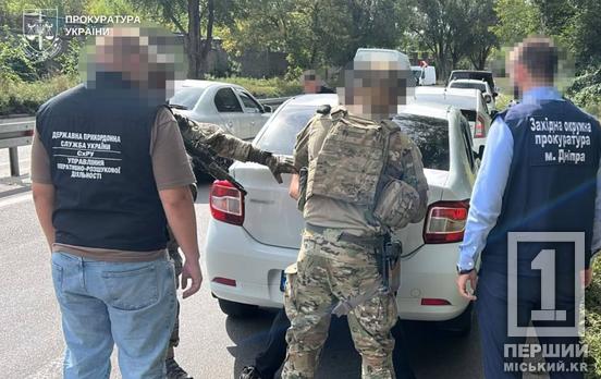 10 тисяч доларів за втечу до Румунії: у Дніпрі затримали організатора оборудки з незаконного перетину кордону