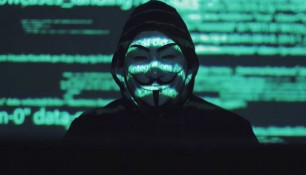 Кібератаки на смартфони: Держспецзв'язку виявило підроблені військові сайти та фейкові застосунки для тривог