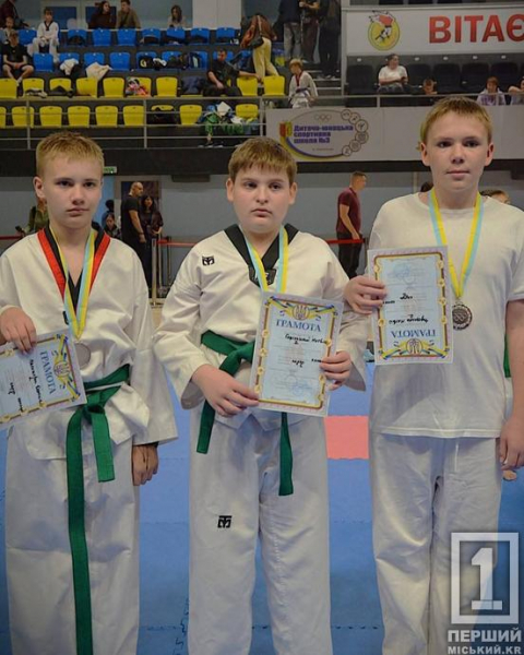 Команда криворізької ДЮСШ № 2 виборола бронзу на чемпіонаті області з тхеквондо