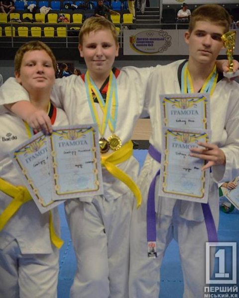 Команда криворізької ДЮСШ № 2 виборола бронзу на чемпіонаті області з тхеквондо