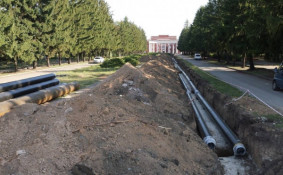 КП «Криворіжтепломережа» продовжує підготовку до опалювального сезону: у Тернівському районі завершують оновлювати ділянки мереж від котельні «Північний ГЗК-2»