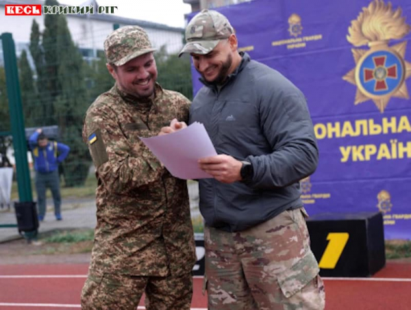 В НГУ відзначено за службу криворіжця Євгена Хітрова