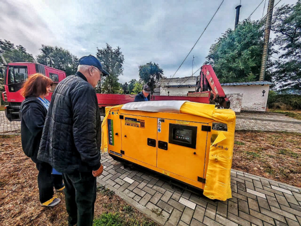 Крок до енергонезалежності: ліцеї на Криворіжжі отримали генератори від благодійників