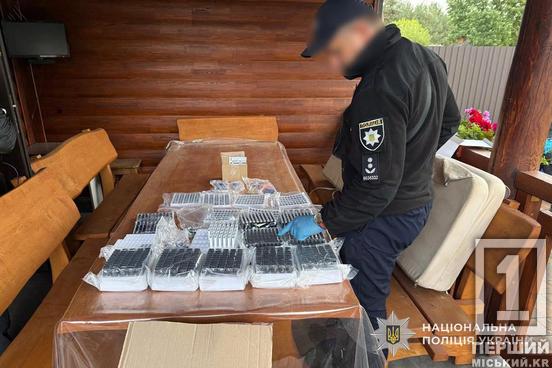 Маскували під легальний CBD: правоохоронці ліквідували масштабну наркомережу з мільйонними оборотами