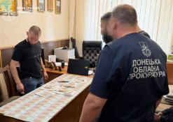 На Дніпропетровщині викрили схему продажу прав на трактор без навчання