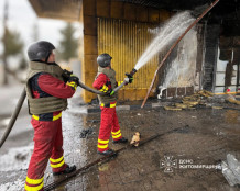 На Житомирщині російський безпілотник влучив у магазин біля АЗС: загинули дві людини