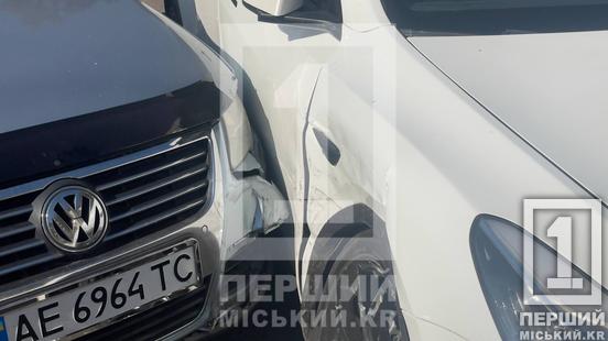 Не розминулися дорогою до автовокзалу: на Університетському зіткнулися два легковики