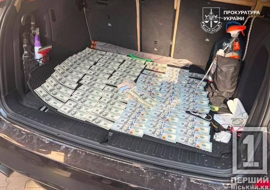 У Дніпрі затримали чоловіка, який за 22 тисячі доларів продавав «білий квиток»