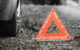 У Кривому Розі на Розвилці зіткнулися Audi та Skoda: постраждала жінка