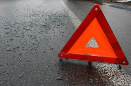 У Кривому Розі на вулиці Соборності зіткнулися мотоцикл та авто