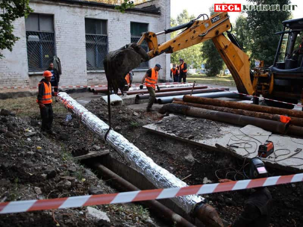 1.9 км теплотраси оновлюють до котельні КМК в Кривому Розі