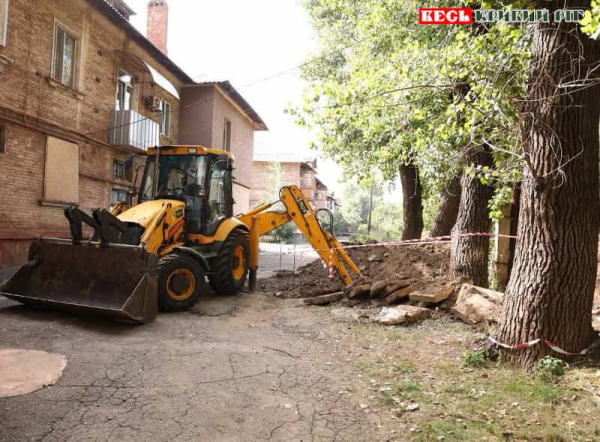 Ремонт теплотраси у Саксаганському районі Кривого Рогу