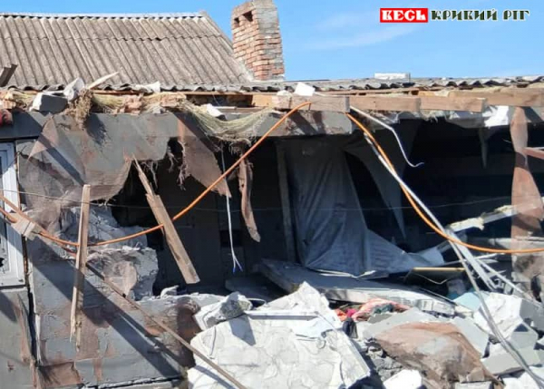 Дрон поцілив по будинку у Мар’янському Криворізького району