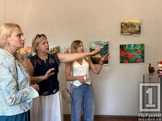 У Міському виставковому залі презентували роботи двох майстринь ГО «Творчих людей з інвалідністю «Разом»