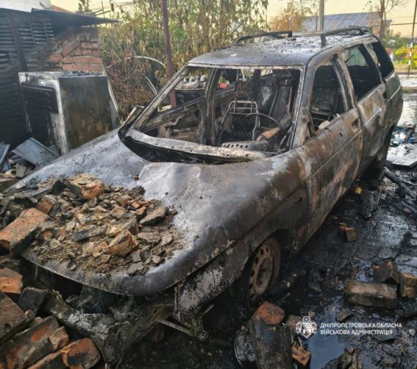 Удар по Криворіжжю, пожежа та двоє поранених: що відомо про наслідки нічного удару 19 вересня