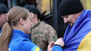 270 людей повернулися додому: серед звільнених — захисники Маріуполя й п’ятеро, кого вважали загиблими в Оленівці