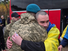 270 людей повернулися додому: серед звільнених — захисники Маріуполя й п’ятеро, кого вважали загиблими в Оленівці