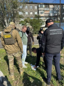5 тис. доларів за службу без фронту: на Дніпропетровщині викрили організатора корупційної схеми