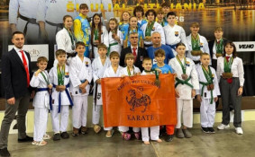 79 медалей і перше місце України: каратисти з Кривого Рогу задали тон чемпіонату світу в Шяуляй