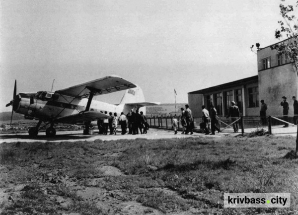 До появи аеропорту в Лозуватці: де у Кривому Розі приймали перші літаки в 1926