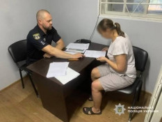 На Чернігівщині судитимуть матір, яка передавала 7-річну доньку для наруги: прокуратура вимагає для кривдника довічного терміну