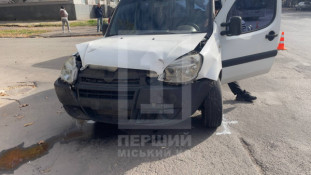 На перехресті поблизу 96-го кварталу не розминулися дві автівки: Skoda та Fiat