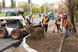 Нові тротуари, парковки та зручні під’їзди: у Саксаганському районі оновлюють вулицю Олексія  Резніченка