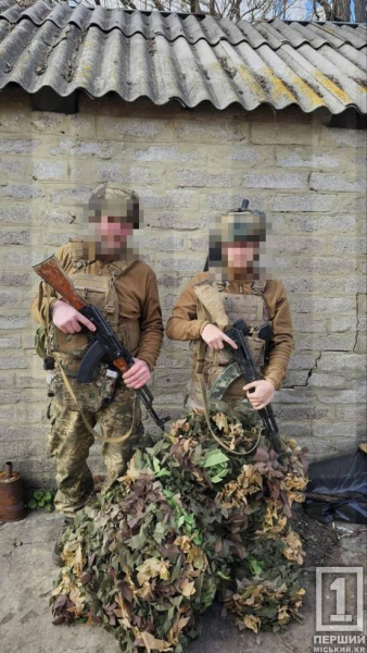 Подушки, сітки та спонжики для передової: як «Солдатські матері Криворіжжя» допомагають армії