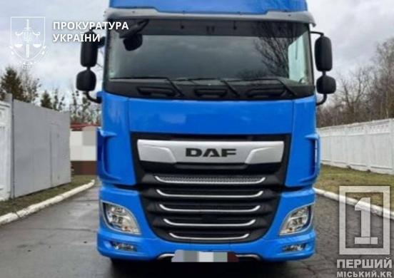 Продав 15 позашляховиків для армії: правоохоронці Дніпропетровщини викрили схему торгівлі гуманітарними авто
