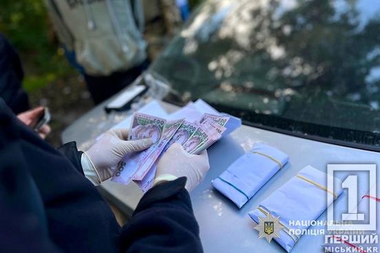 Продав партію зброї та понад 3,5 тисячі набоїв: у Дніпрі затримали киянина