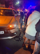 Самокат потрапив у ДТП на Поштовому: подробиці про постраждалих ще встановлюють
