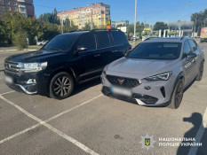 У Дніпрі правоохоронці припинили діяльність шахрайських call-центрів