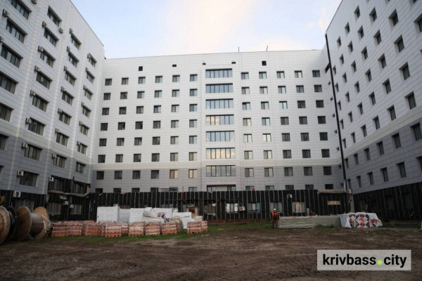 У Кривому Розі перебудовують «тисячку»: які відділення та центри з’являться у лікарні