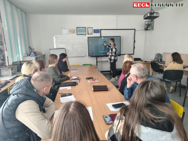 Тренінг з вербального фехтування провели для вчителів у Кривому Розі