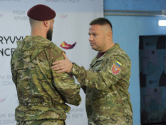 У Кривому Розі відзначили річницю створення 77-ї аеромобільної бригади ДШВ та нагородили військових