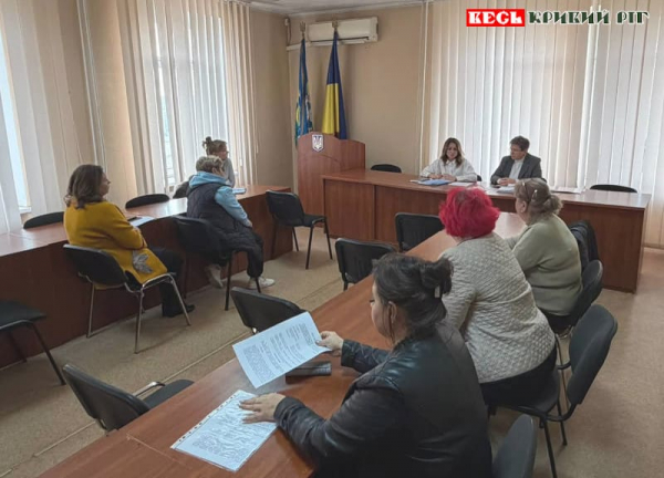 Засідання житлової комісії у Криворізькій РВА 28 10 26