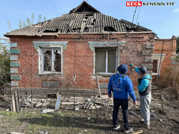 Ворожий обстріл пошкодив приватний будинок у Грушівці Криворізького району