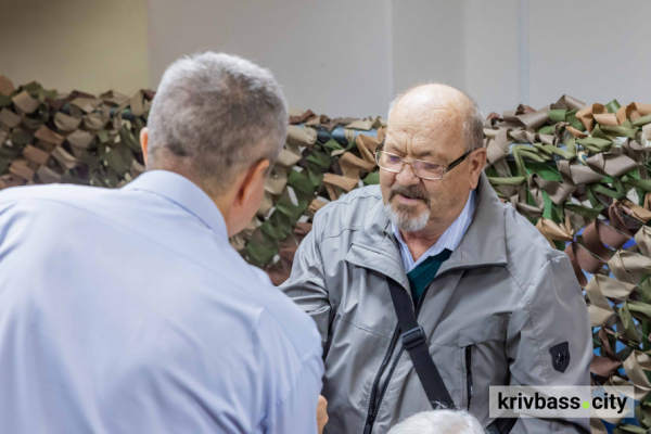 Золотий фонд Північного ГЗК: на комбінаті привітали найстарших пенсіонерів-ювілярів